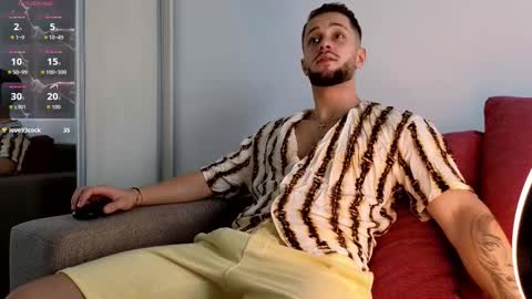 Snapshot of nicholassx chatting on September 13, 1:45 pm Nicholassx online show from September 13, 1:45 pm