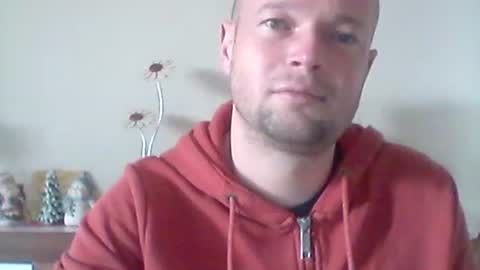 nick1990b online show from December 13, 1:22 pm