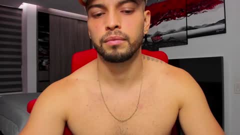 Nick Klaus online show from February 5, 11:50 pm