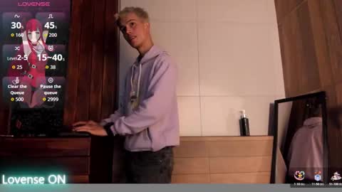 Nick  online show from November 30, 1:57 pm