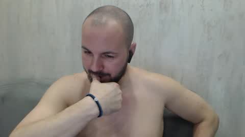 Julian online show from March 14, 11:56 pm