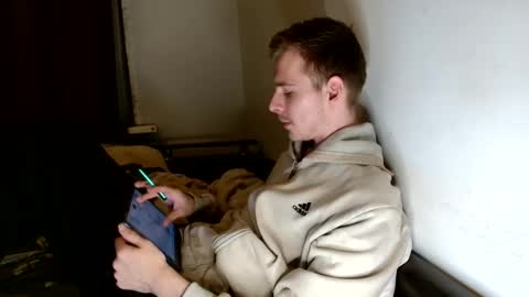 Snapshot of nicksuper8 chatting on September 12, 7:47 pm Nick online show from September 12, 7:47 pm