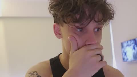 Snapshot of nicky_neal chatting on October 11, 11:42 pm Nicky Neal online show from October 11, 11:42 pm