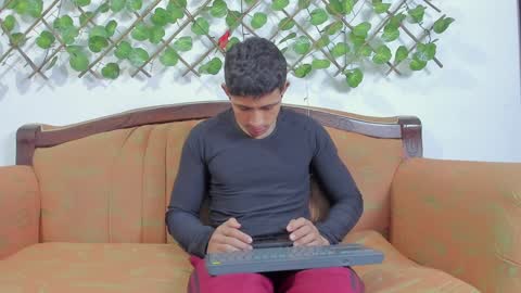 nicky online show from December 30, 7:42 pm