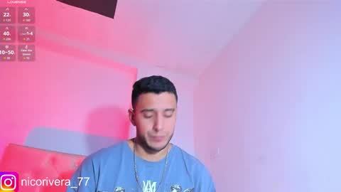 Nicolas online show from October 12, 2:33 pm