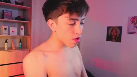 Nicolas online show from September 11, 8:30 pm