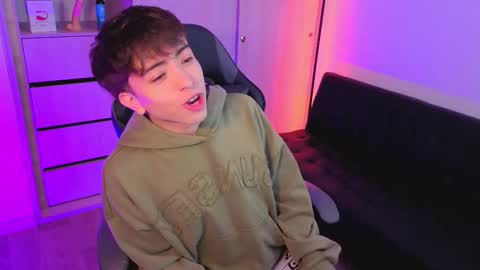 Nicolas online show from September 26, 10:07 pm