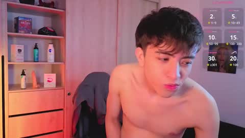 Nicolas online show from September 12, 8:42 pm