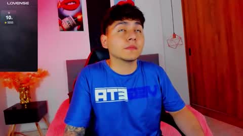 nicolas_james_sc online show from February 17, 1:54 pm