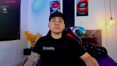 Snapshot of nicolas_james_sc chatting on October 24, 3:03 pm nicolas_james_sc online show from October 24, 3:03 pm