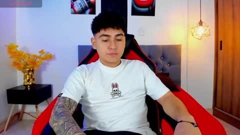 Snapshot of nicolas_james_sc chatting on October 20, 2:32 pm nicolas_james_sc online show from October 20, 2:32 pm