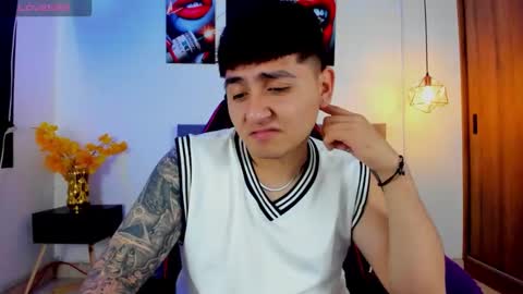 Snapshot of nicolas_james_sc chatting on October 28, 2:19 pm nicolas_james_sc online show from October 28, 2:19 pm