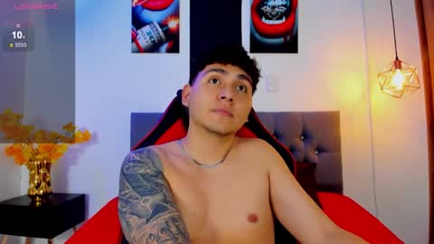 Snapshot of nicolas_james_sc chatting on October 14, 3:08 pm nicolas_james_sc online show from October 14, 3:08 pm