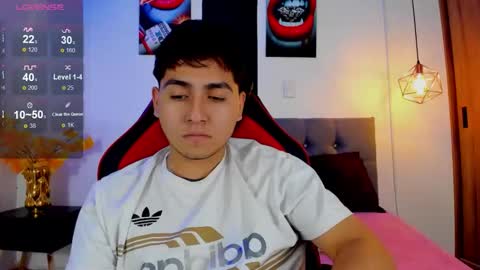 Snapshot of nicolas_james_sc chatting on September 24, 4:05 pm nicolas_james_sc online show from September 24, 4:05 pm