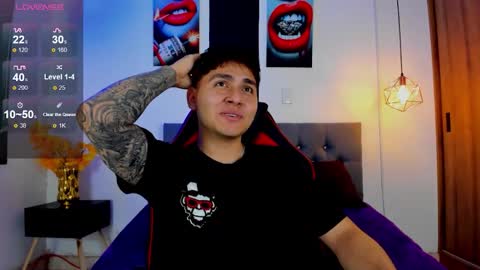 Snapshot of nicolas_james_sc chatting on October 27, 1:57 pm nicolas_james_sc online show from October 27, 1:57 pm