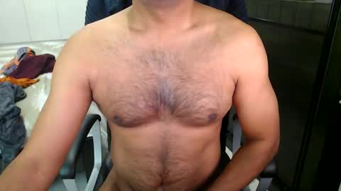 Snapshot of night_rider09711 chatting on January 28, 7:43 am night_rider09711 online show from January 28, 7:43 am