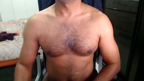 Snapshot of night_rider09711 chatting on December 28, 8:36 pm night_rider09711 online show from December 28, 8:36 pm