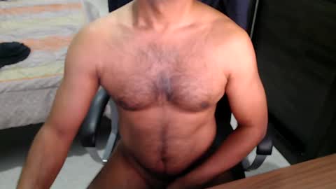 Snapshot of night_rider09711 chatting on February 11, 7:38 pm night_rider09711 online show from February 11, 7:38 pm