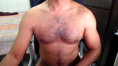 Snapshot of night_rider09711 chatting on December 29, 7:11 pm night_rider09711 online show from December 29, 7:11 pm