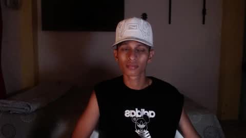 niklaus_wolf online show from January 6, 6:06 am