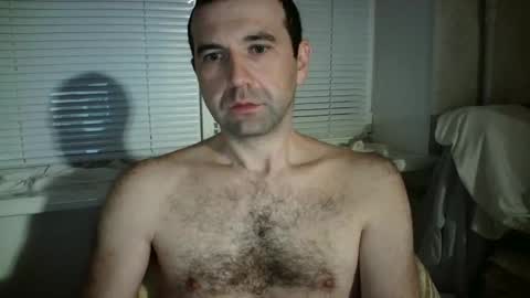 Snapshot of nikolas_vaz chatting on October 21, 8:55 pm nikolas_vaz online show from October 21, 8:55 pm