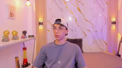    online show from March 8, 4:27 am