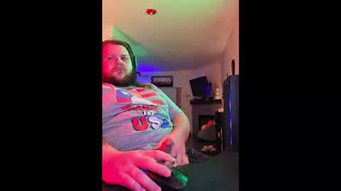 HungStepSon online show from November 9, 2:54 pm