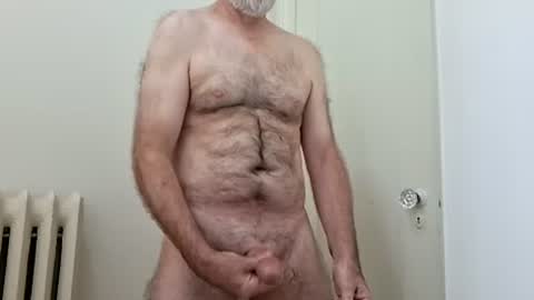 iain online show from July 28, 8:01 pm