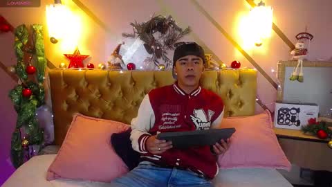 noaah77 online show from December 28, 12:47 pm