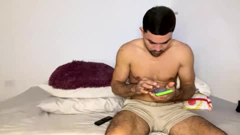 noah_3050 online show from November 23, 9:53 am