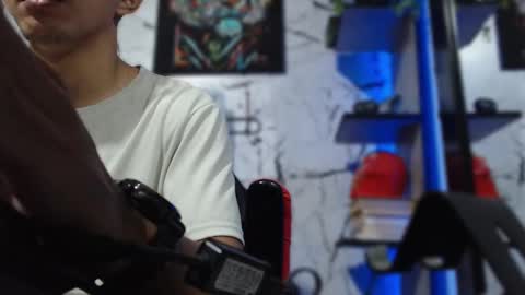 Sebastian online show from February 16, 4:09 am