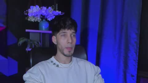 Noah Brigth online show from September 27, 1:36 am