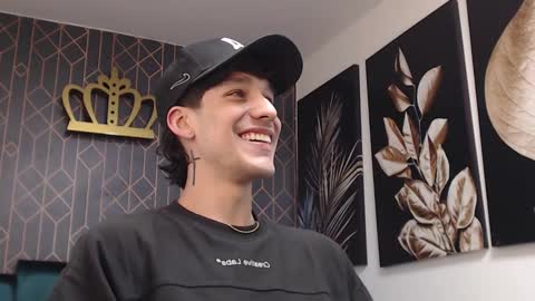 Noah Brigth online show from March 5, 3:08 am