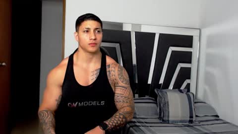 Snapshot of noah_harris01 chatting on February 14, 1:02 am Noah Harris01 online show from February 14, 1:02 am