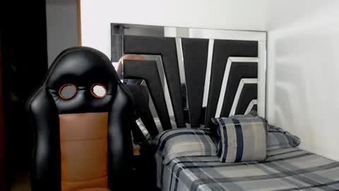 Snapshot of noah_harris01 chatting on September 16, 10:16 am Noah Harris01 online show from September 16, 10:16 am