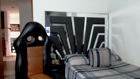 Snapshot of noah_harris01 chatting on October 14, 12:23 pm Noah Harris01 online show from October 14, 12:23 pm