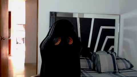 Snapshot of noah_harris01 chatting on December 4, 1:42 pm Noah Harris01 online show from December 4, 1:42 pm