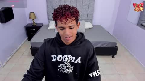 noah_smith04 online show from January 5, 11:59 am