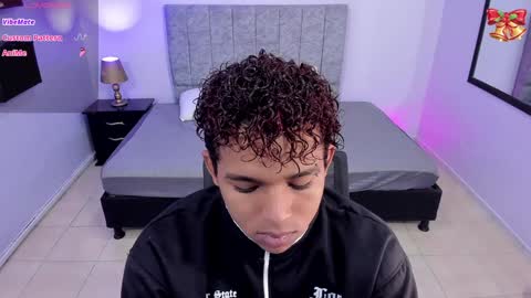 noah_smith04 online show from January 9, 12:09 pm