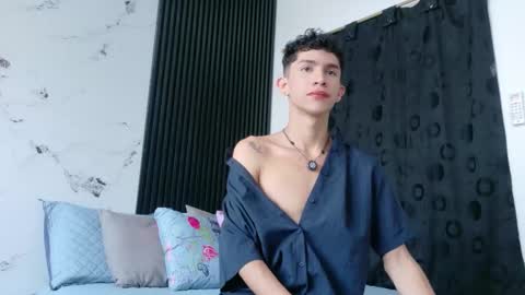 noah tyler  online show from March 16, 6:34 pm