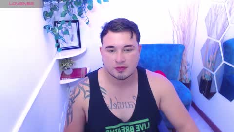 Noat online show from November 13, 2:33 pm