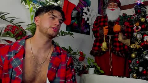 kevin online show from December 11, 10:06 pm