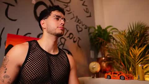 kevin online show from October 1, 12:36 am