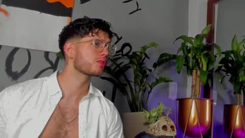 kevin online show from February 22, 12:49 am