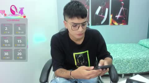 Noha Scott online show from March 9, 10:30 pm