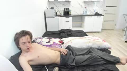 nolan_sagee online show from June 22, 7:25 am