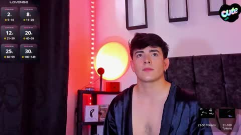 Nolan  online show from November 15, 7:16 pm