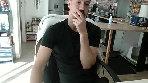 Isaac online show from October 16, 10:23 am