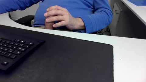 Ralle online show from November 15, 1:35 pm