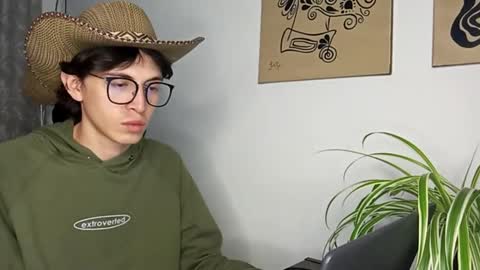 Snapshot of norehg__ chatting on October 20, 10:35 pm Norehg online show from October 20, 10:35 pm